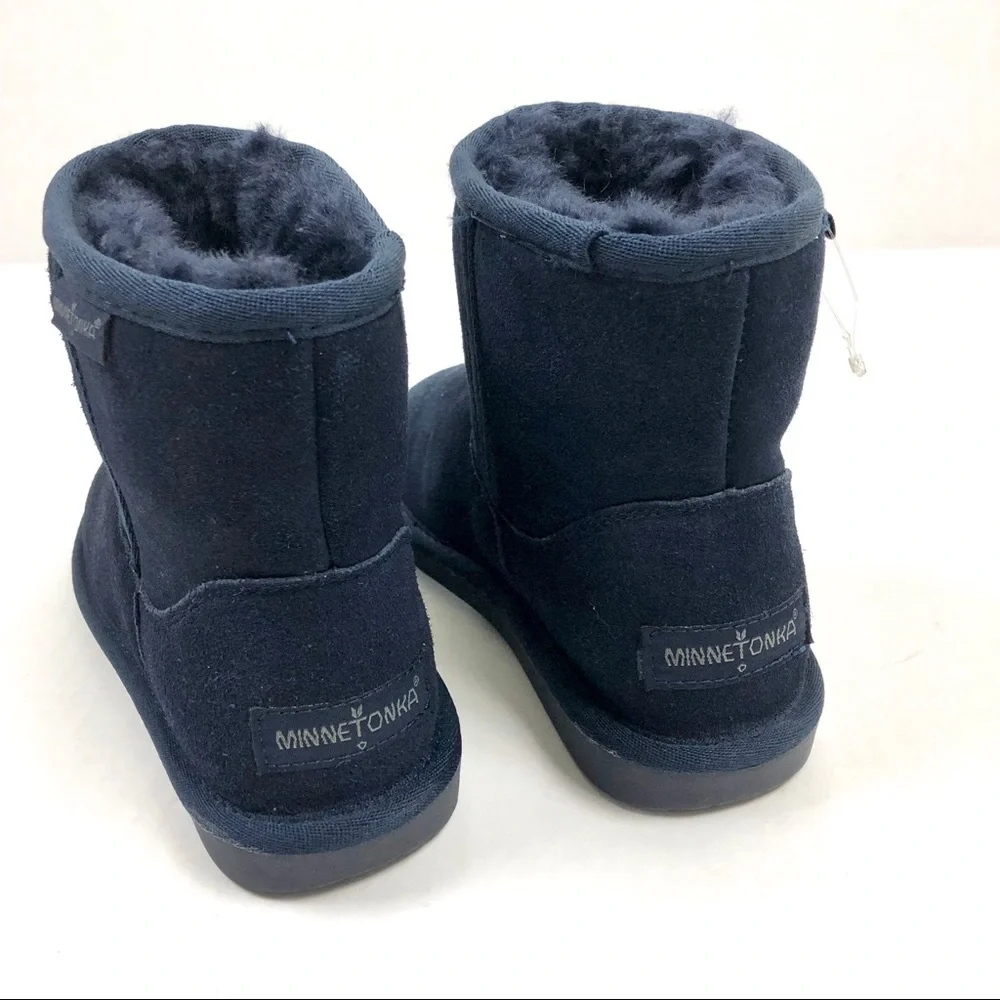 NWOT Minnetonka Dark Blue Sheepskin Slipper Snow Boots 6 - Picture 4 of 7